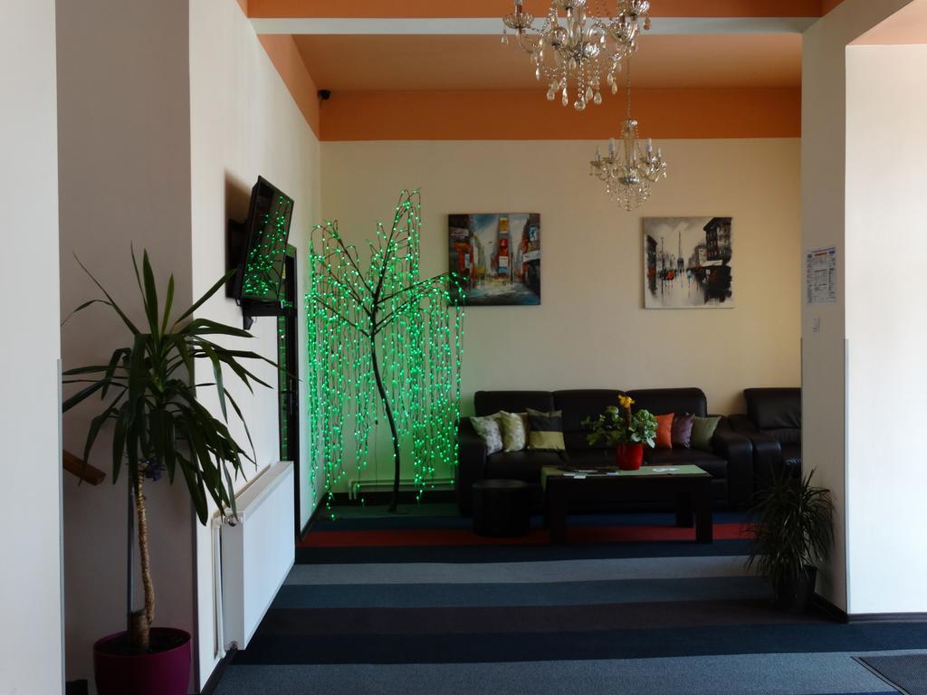 Prince Hotel เมียร์คูรา-ชุค ภายนอก รูปภาพ
