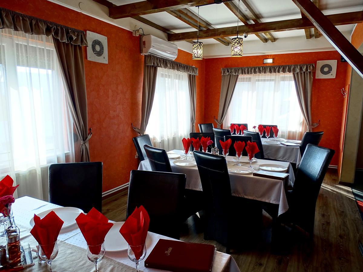 Prince Hotel เมียร์คูรา-ชุค ภายนอก รูปภาพ